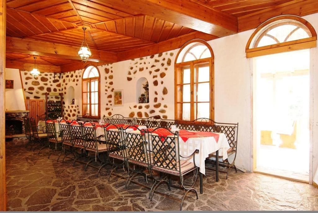 Despot Slav Hotel & Restaurant Mělník Exterior foto